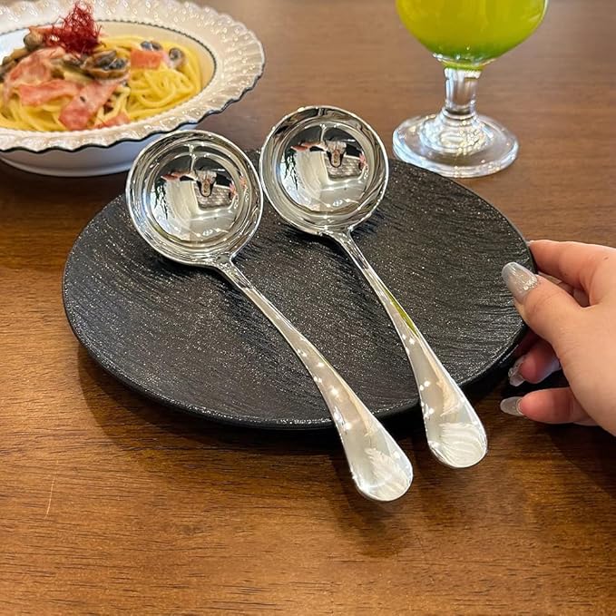 Small Ladle, Gravy Ladle, 7.9 Inch Sauce Ladles, 18/10 Stainless Steel Small Gravy Soup Spoon for Spooning Gravies or Sauces, Set of 2(Silver）