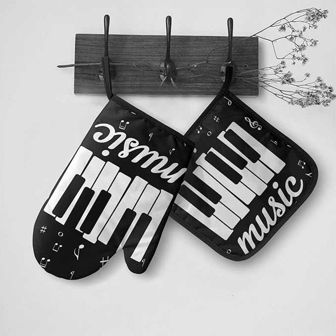 Oven Mitts and Pot Holders Sets of 2, Funny Oven Mitt, Cute Housewarming Gift, Thanksgiving Oven Mitts, Christmas Kitchen Gifts，Kitchen Gifts for Men