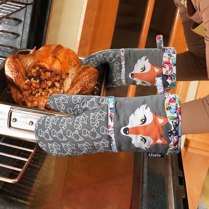 Alselo Oven Mitts, Heat Resistant Kitchen Mittens with Soft Quilted Cotton Lining Set of 2, Fashion Animal Design with Silicone Printing Anti-Slip Gloves for Baking Cooking Barbecue (Gray 2)