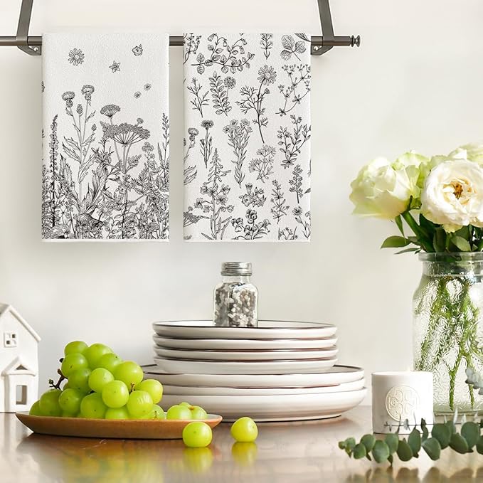 Artoid Mode Antique Herbs Wild Flowers Leaves Spring Kitchen Towels Dish Towels, 18x26 Inch Seasonal Decoration Hand Towels Set of 2
