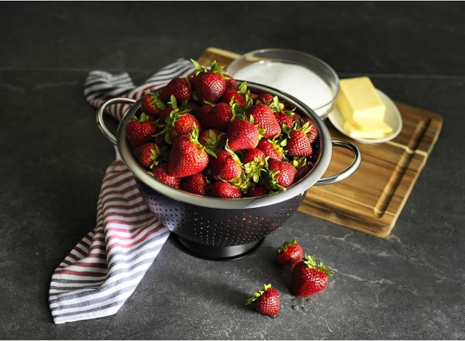 GoodCook Gourmet Colander, 5qt capacity, Stainless Steel with Handles and Elevated Pedestal Foot, Bold Black