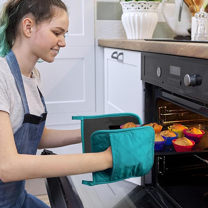 2Pcs Cotton and Neoprene Oven Pads Pot Holders with Pocket 8"x8.5" Dual-Function Hot Pad Set for Finger Hand Wrist Protection Heat Resistant to 428°F Teal,Green