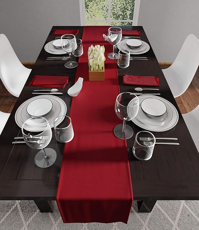 Encasa XO Deep Red Cloth Napkins Set of 6, 17"x17" | Solid Color Cotton Dinner Napkins | Washable & Reusable Wedding Napkins for Holiday Dinners, Party, & Everyday Table Decor