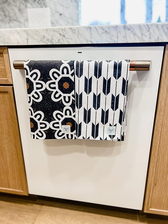 2 Pack Double Sided Kitchen Towels || Dish Towels || Quick Dry || Designer Prints || Highly Absorbent || Hanging Hook (Black)