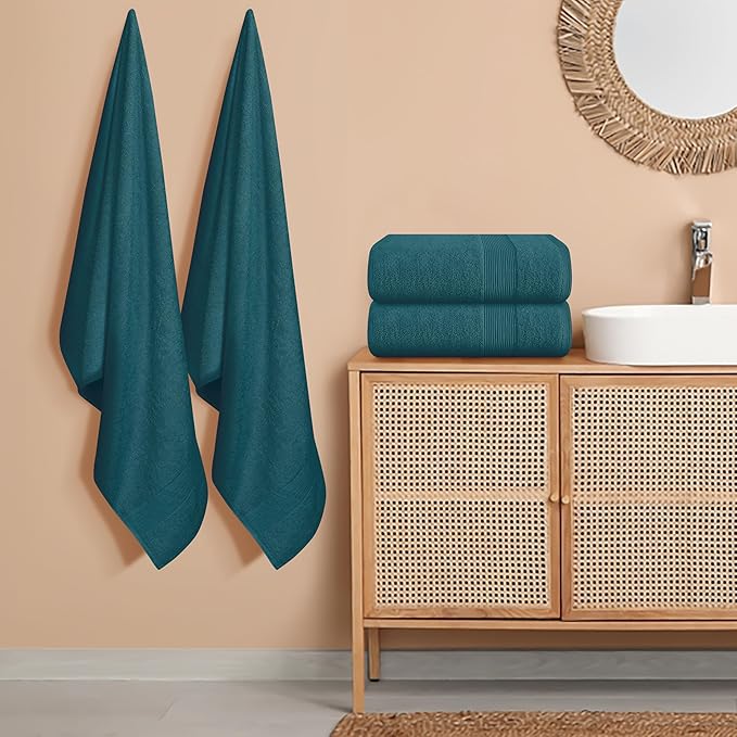 Belizzi Home 4 Pack Bath Towel Set 27x54, 100% Ring Spun Cotton, Ultra Soft Highly Absorbent Machine Washable Hotel Spa Quality Bath Towels for Bathroom, 4 Bath Towels Teal