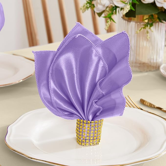 RUDONG M 100 Pcs Light Purple Satin Napkins and Napkin Rings Set, 17 x 17 Inch Square Cloth Napkins Set of 50, Silky Soft Table Napkins Bulk for Weddings, Banquet, Parties Dinner Decoration