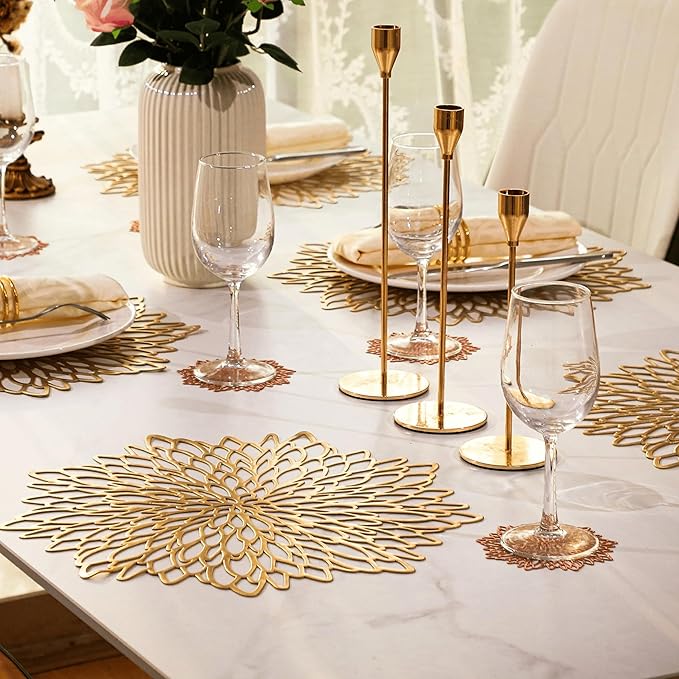 Snowkingdom Pack of 8 Gold Metallic Round Placemats Bulk Round Pressed Vinyl Leaf Dinning Kitchen Table Mats Decoration for Christmas Wedding Thanksgiving Party