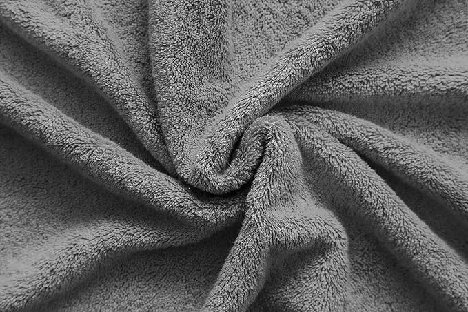 American Veteran Towel, Turkish Bath Towels for Bathroom 4 Pack, 27x54 Extra Large Premium Soft Drying Bathroom Towels, Light Gray