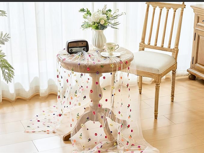 YATOJUZI White Table Runner Embroidery Daisy Summer Floral Decorations Seasonal Tulle Dining Table Runners for Home Kitchen Decor Wedding Shower Party