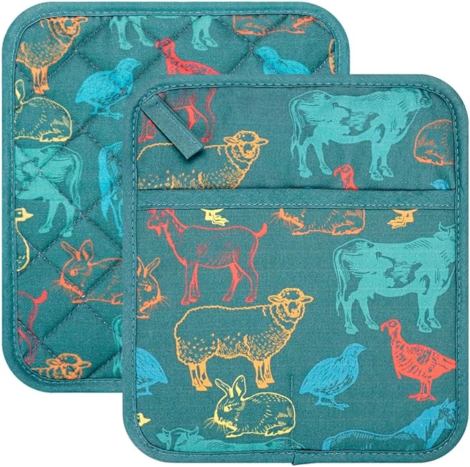 Pot Holders Set of 2 Heat Resistant 480℉ Kitchen 100% Cotton Comfortable Lining Printing Farm Cattle Flower Women Men Home Cooking Baking Microwave BBQ Gift (Farm Cattle potholds)