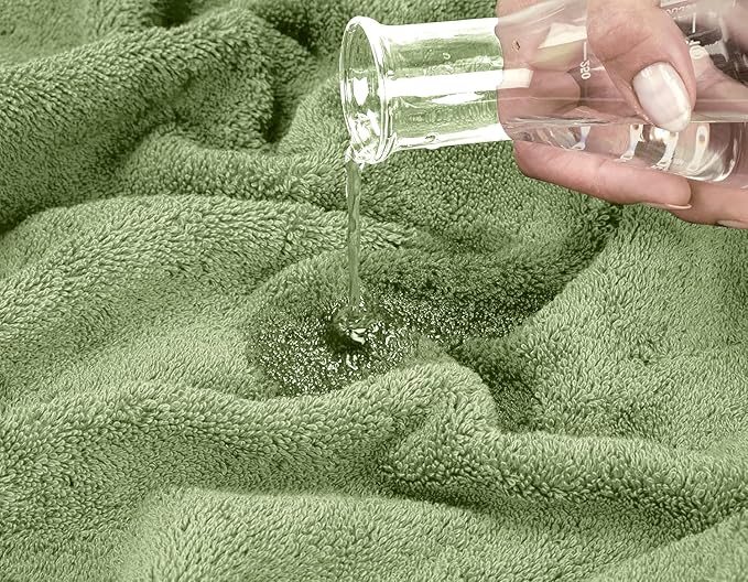 Oakias Premium Towel Set 600 GSM 6 Piece Green - 100% Ring Spun Cotton Highly Absorbent Towels Set - Super Soft Bathroom Towel Set - Hotel Quality Double Stitched Hem - Ideal for Hotels, Spa, Gyms