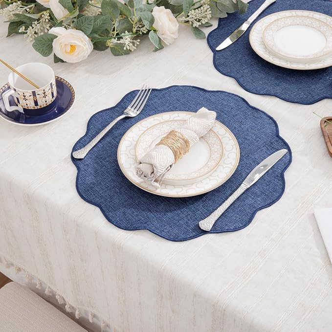 SHACOS Scalloped Round Placemats Set of 6 Polyester Linen Blend 15 inch Washable Non Slip Place Mats Easy Clean Heat Resistant Table Mats for Kitchen Dining Table Decor, Navy Blue