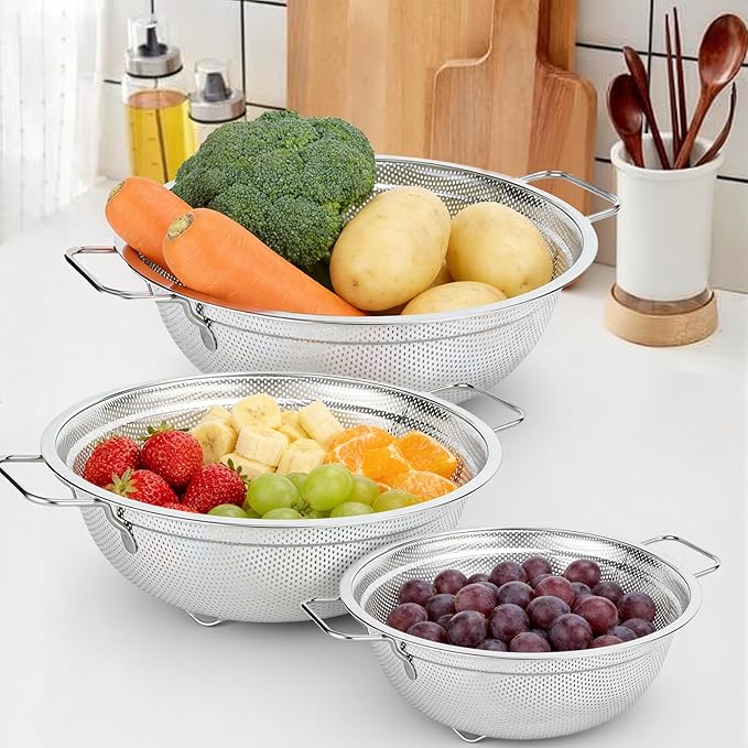 Colander Set of 3, Stainless Steel Micro-Perforated Colanders Strainers for Draining Rinsing Washing, Ideal for Pasta Vegetables Fruits, Heavy Duty & Dishwasher Safe