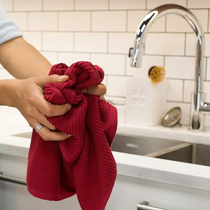 Now Designs Ripple Kitchen Towel, Set of 2, Carmine