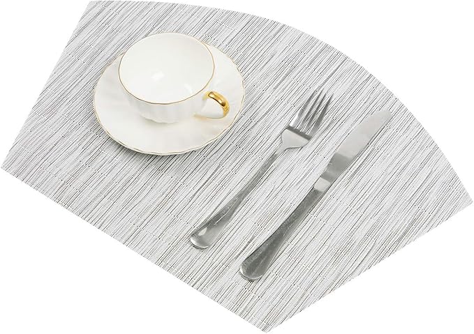 SHACOS Small Round Table Placemats Wedge Placemat Set of 4 Non Slip Heat Resistant Woven Vinyl Table Mats Wipe Clean Indoor Outdoor (4, Gray White)