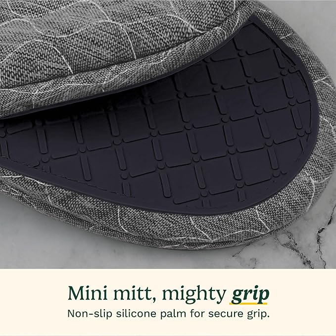 Cuisinart ShieldPro Silicone Oven Mitts – 5” x 8.5” Heat-Resistant Mini Kitchen Mitts for Oven with Non-Slip 100% Silicone Palm, Cotton Filling, and Hanging Loop (Black)