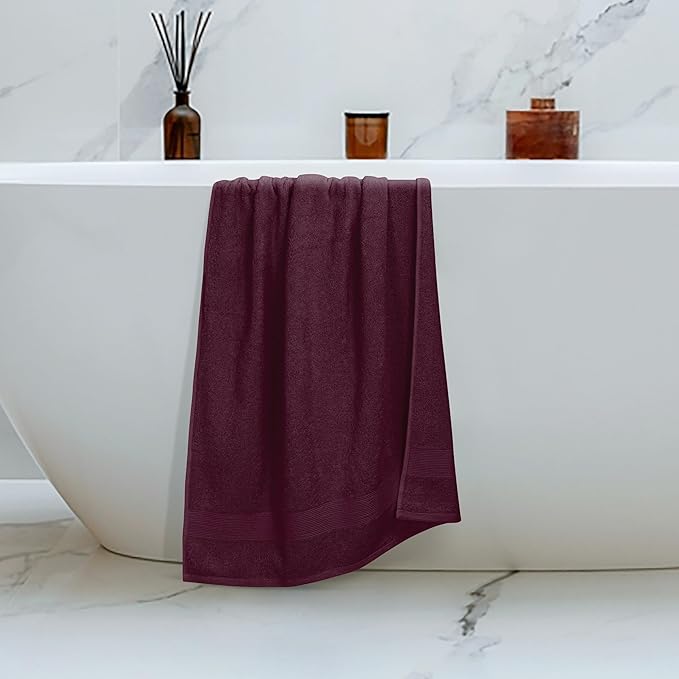 Belizzi Home 4 Pack Bath Towel Set 27x54, 100% Ring Spun Cotton, Ultra Soft Highly Absorbent Machine Washable Hotel Spa Quality Bath Towels for Bathroom, 4 Bath Towels Burgundy
