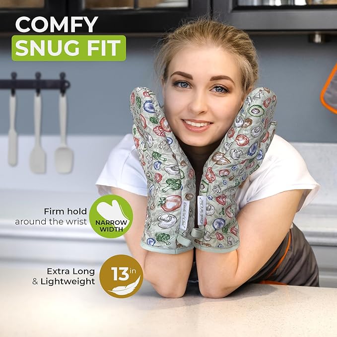 Premium Heat-Resistant Oven Mitts - Stylish and Beautiful - Non-Slip Platinum Silicone Grip - Long and Thick - 100% Natural Cotton Exterior and Soft Terry Cloth Lining - Cook'n'Chic Set of 2 - Green