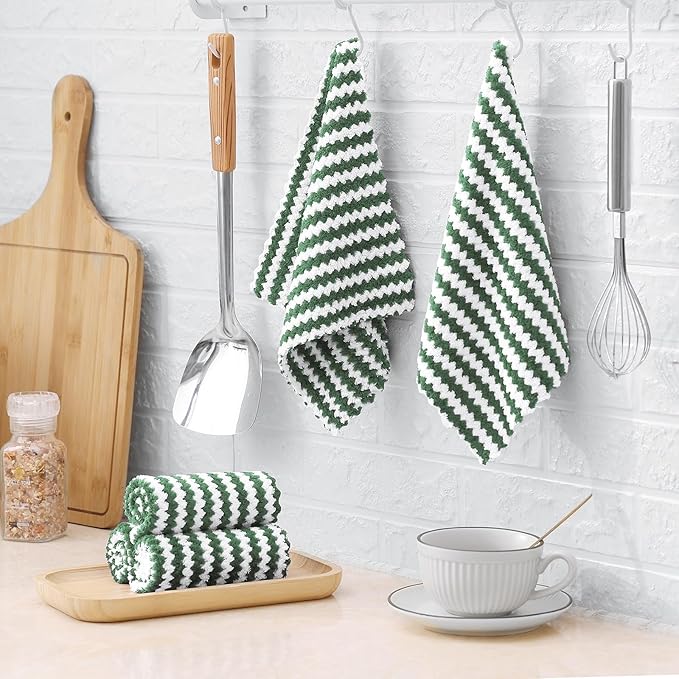 Homaxy 18 Pack Kitchen Dish Cloths, Ultra Soft and Absorbent Dish Towels, Reusable Fast Drying Microfiber Cleaning Cloth, Coral Velvet Wave Design No-lint,10 x 10 inches, Grass Green