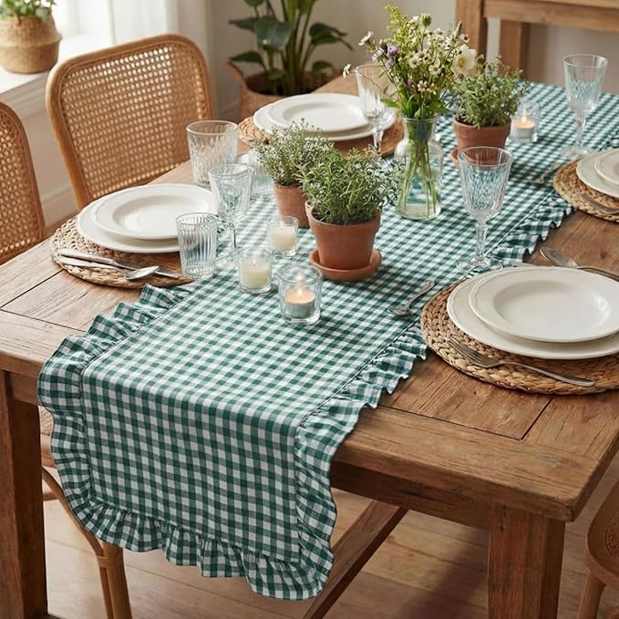HunnmingRe 1 Pcs Dark Green Plaid Gingham Ruffle Table Runner 118 x 13.8'' Farmhouse Table Runner 100% Cotton Scalloped Long Dresser Scarves for Dining Room, Wedding, Kitchen Rustic Home Decor