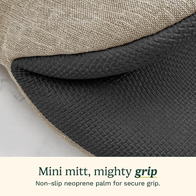 Cuisinart Mini Oven Mitts – 5.5” x 7” Heat-Resistant Kitchen Mitts for Oven with Non-Slip Neoprene Palm, Cotton Filling, and Fabric Loop – Durable Oven Mitt Set for Cooking & Baking (Chambray)