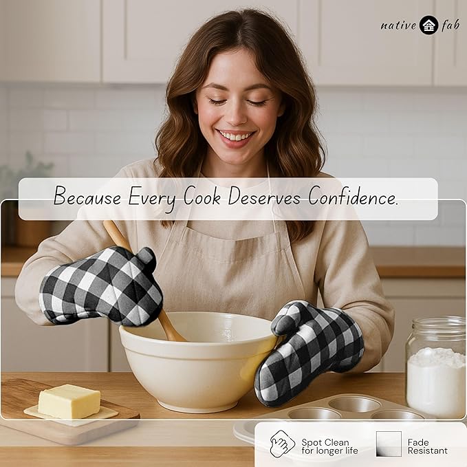Native Fab Buffalo Plaid Check Oven Mitts and Pot Holders Set of 4, 100% Cotton Heat Resistant Kitchen Gloves, 2 Oven Mitts (7x13), 2 Pot Holders (8x8) for Cooking & Baking, Black White