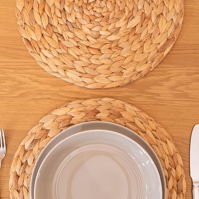 6 Pack, Round Woven Placemats, Natural Water Hyacinth Place mats, Braided Straw Table Mats for Dining Table, Christmas Placemats Set of 6 (15 inch)