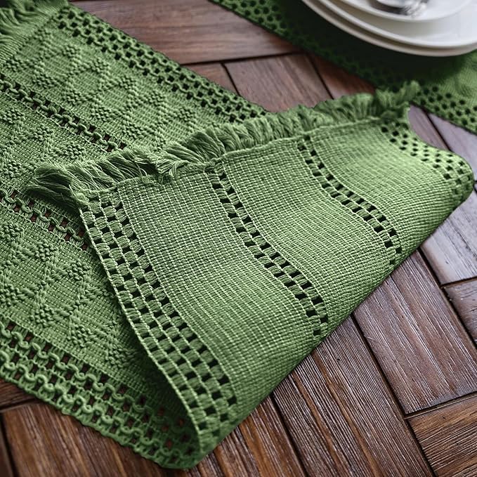 Alynsehom Macrame Table Runner Green Boho Table Runners with Tassels Hand Woven Cotton Table Runner Rustic Farmhouse Table Runners for Bohemian Kitchen Dining Table(12x95in)