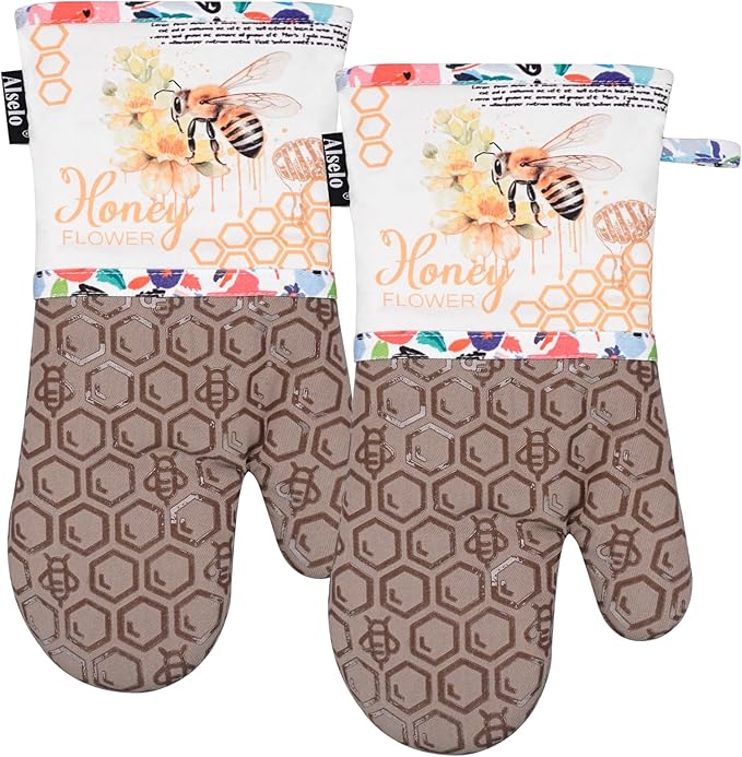 Alselo Oven Mitts, Heat Resistant with Soft Quilted Cotton Lining Set of 2, Fashion Bee Design with Silicone Printing Anti-Slip Kitchen Gloves for Safe Backing Cooking Barbecue (Khaki, Bee)