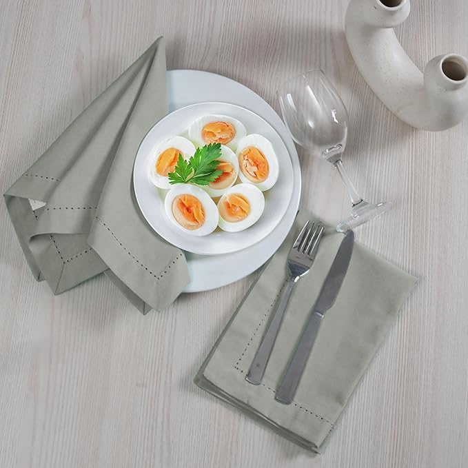 Cotton Cloth Napkins Set of 12, 18x18 Cloth Dinner Napkin Washable, Soft, Reusable Napkins for Wedding, Parties, Christmas, Thanksgiving, Everyday Use (Silver) - ALPHA Living HOME