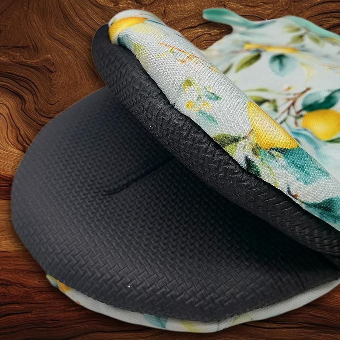 Lemon Oven Mitts, High Heat Resistant Kitchen Oven Gloves, Mini Silicone Oven Mitts, Non-Slip Grip Surfaces and Hanging Loop for Grilling, Baking, Cooking and Microwave, Gift