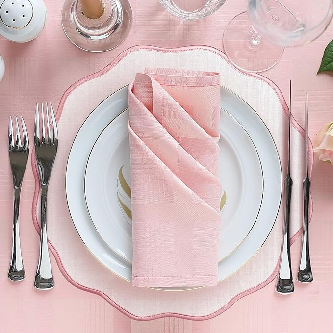 Set of 6 Scallop Linen Placemats, 15 Inch Pink and White Round Placemats Cotton Linen Table Mats Handcrafted Machine Washable Wrinkle Free Dining Placemat for Hotel Restaurant Kitchen
