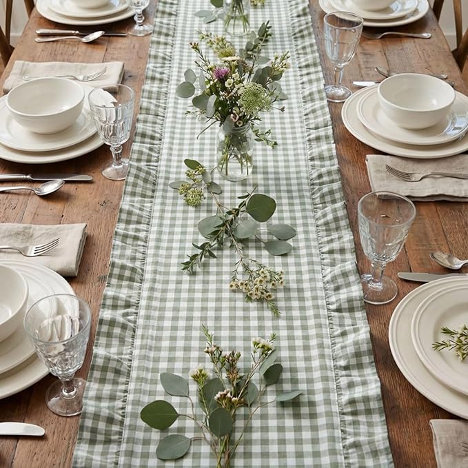 HunnmingRe 1 Pcs Green Plaid Gingham Ruffle Table Runner 72 x 13.8'' Farmhouse Table Runner 100% Cotton Scalloped Long Dresser Scarves for Dining Room, Wedding, Kitchen Rustic Home Decor