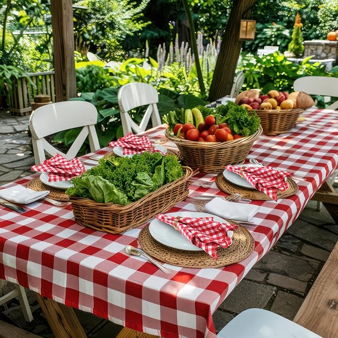 SmoothNovelty 12 Pack Buffalo Plaid Cloth Napkins 18x18 Inch Spring Checkered Cloth Napkins Scalloped Soft Cotton Table Mat Washable Reusable for Dinner Wedding Birthday Parties (Classic,Red)