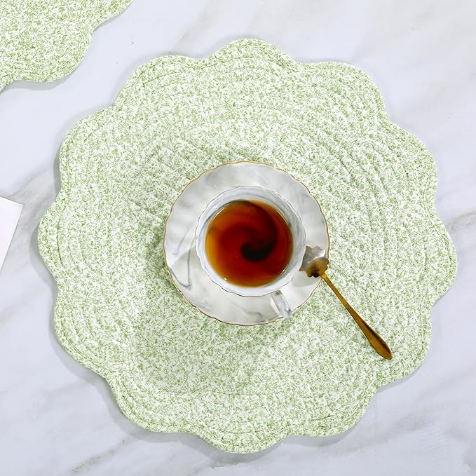 HOMBYS Quilted Placemats Set of 6 Washable Round Placemats for Kitchen Table-100% Cotton Fabric 14 Inch Round Table Mats, Cotton Fabric with Microfiber Filling, (14"x14", White & Green Flower)