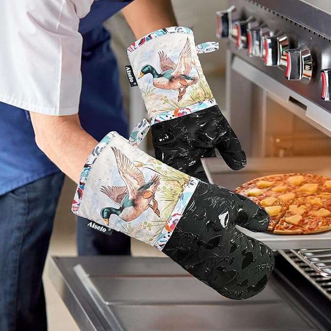 Alselo Oven Mitts, Heat Resistant with Soft Quilted Cotton Lining Set of 2, Fashion Duck Design with Silicone Printing Anti-Slip Kitchen Gloves for Safe Backing Cooking Barbecue (Darkgray, Duck)