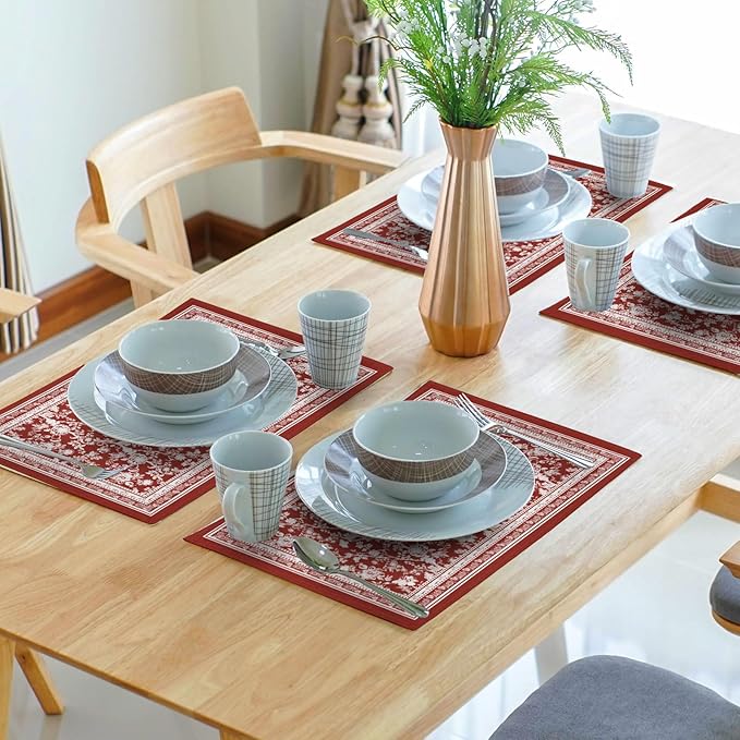 Red Placemats Set of 4，Vintage Chinoiserie Flower Branches Place Mats Heat Resistant Dining Table Mats 12 x 18 Inch Non-Slip Washable Desk Mats for Party Kitchen Dining Decoration