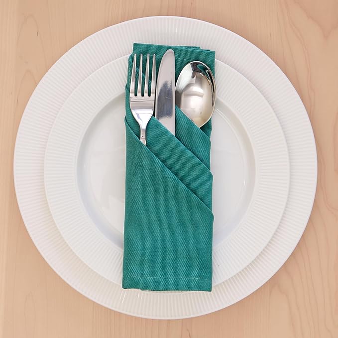Encasa XO Emerald Cloth Napkins Set of 6, 17"x17" | Solid Color Cotton Dinner Napkins | Washable & Reusable Wedding Napkins for Holiday Dinners, Party, & Everyday Table Decor