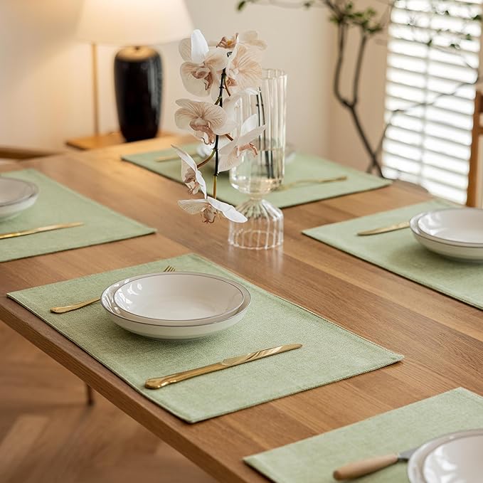 Demetex Green Placemat Set of 4 Washable Linen Textured Place Mats for Dinner Heat Resistant Sage Cloth Placemats Scratch Resistant Plate Mats for Dining Table Kitchen Spring, Green