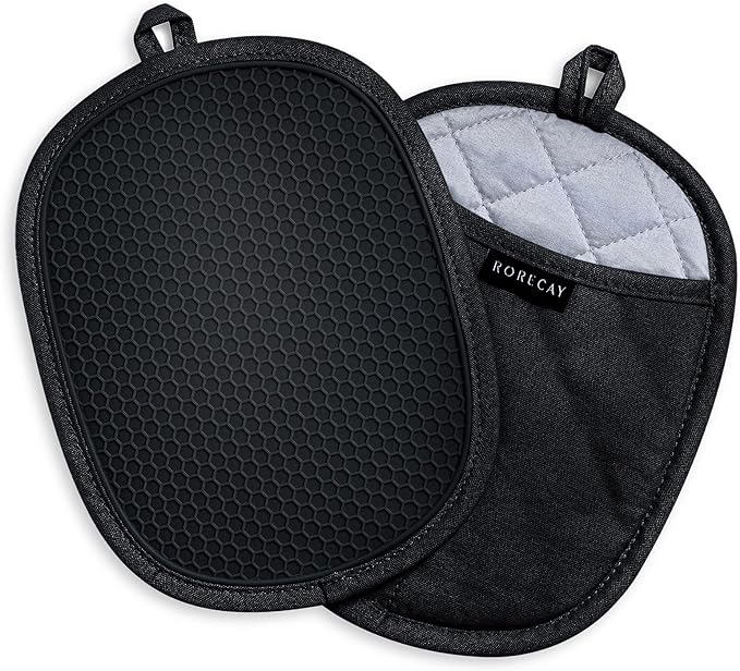 2-Pack Silicone Pot Holders for Kitchen Heat Resistant up to 500°F, Non-Slip Large Hot Pads with Pocket, Quilted Liner Trivets for Countertops Hot Pots and Pans (Black)