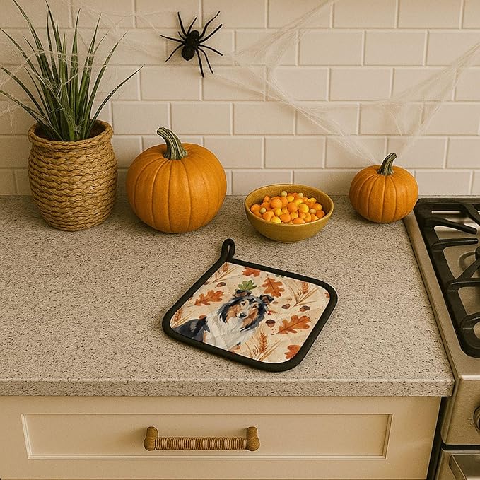Caroline's Treasures Tricolor Collie Heirloom Fall Pair of Pot Holders Pair 7.5x7.5 Quilted Insulated Hot Pads Decorative Kitchen Gift Made in USA