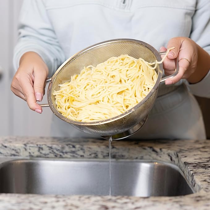 Fox Run Large Stainless Steel Colander, 3 Quart Pasta Strainer With Handles, 8.9” x 11.1” x 4”