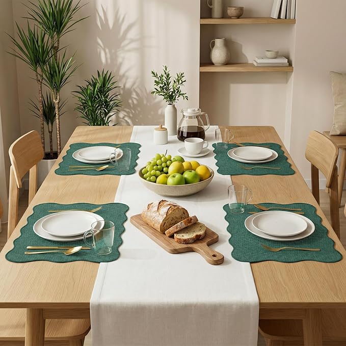 AHHFSMEI Faux Linen Placemats Set of 6 Heat Resistant Non-Slip Stain Proof Table Mats for Kitchen Dining Elegant Decor Place Mats (Green)