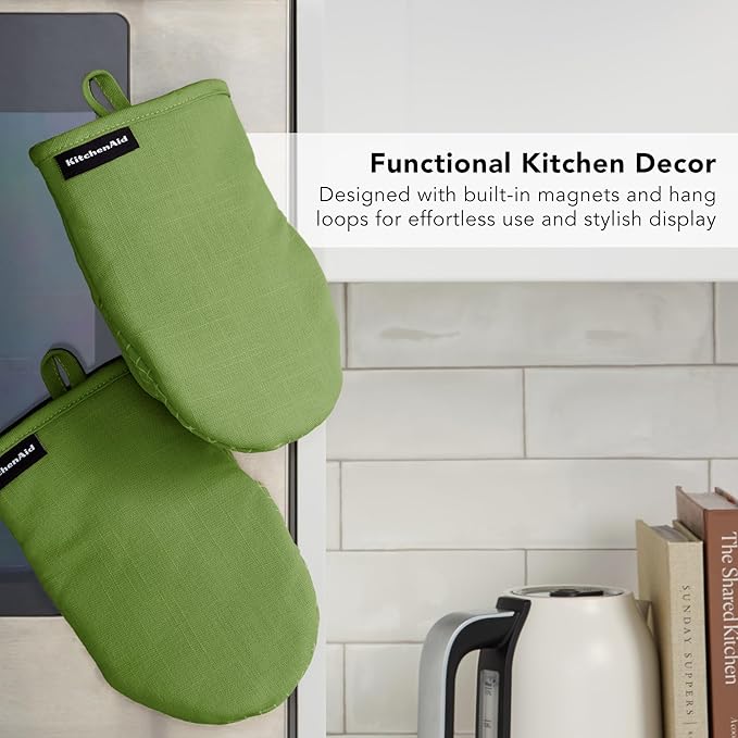 KITCHENAID Gourmet Series Gridlines Mini Oven Mitts 2-Pack Set, Heat Resistant up to 600°F, Soft Silicone Grip, Magnetic Cuff, Matcha Green, 5.5"x9"