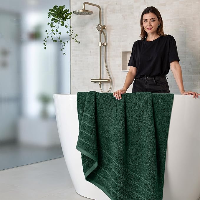 RIVERSIDE Pack of 4 Premium Extra Large Bath Towels 30 x 60 Inches, 100% Cotton, Super Soft & Highly Absorbent, Larger & Lighter Weight, Quicker to Dry, Perfect for Bathroom, Forest Green