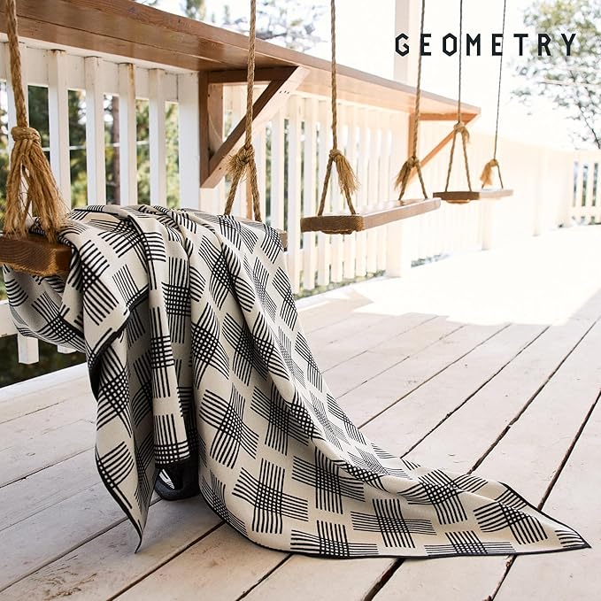 GEOMETRY Micro-Loop Beach Towel – Spring & Summer Collection – Quick-Dry, Sand-Resistant, Ultra-Absorbent Compact Towel for Beach & Travel (Lucky Play)