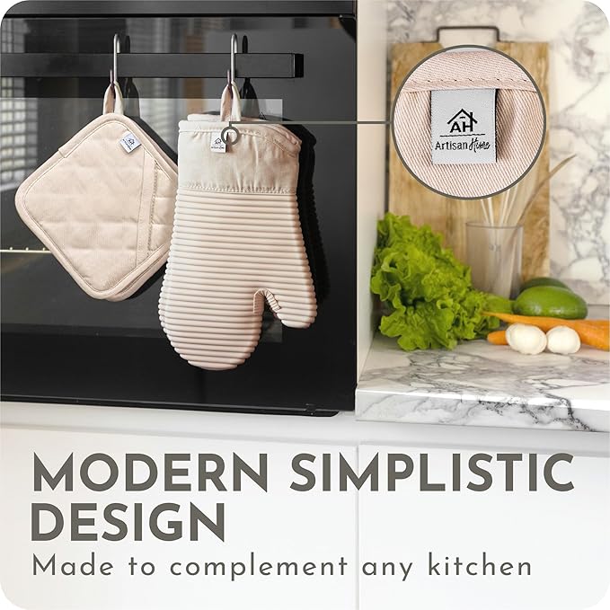 Extra Long Silicone Oven Mitts and Pot Holders Sets | Heat Resistant 500°F BPA-Free Food Grade Silicone Hot Pads & Kitchen Mittens | 4-Piece Set of Oven Gloves & Potholders for Kitchens.