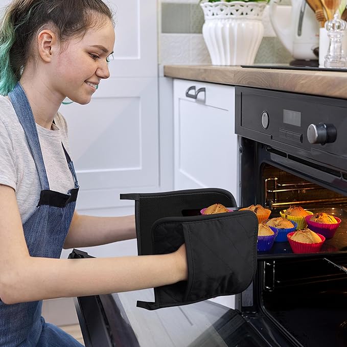 2Pcs Cotton and Neoprene Oven Pads Pot Holders with Pocket 8"x8.5" Dual-Function Hot Pad Set for Finger Hand Wrist Protection Heat Resistant to 428°F,Gray