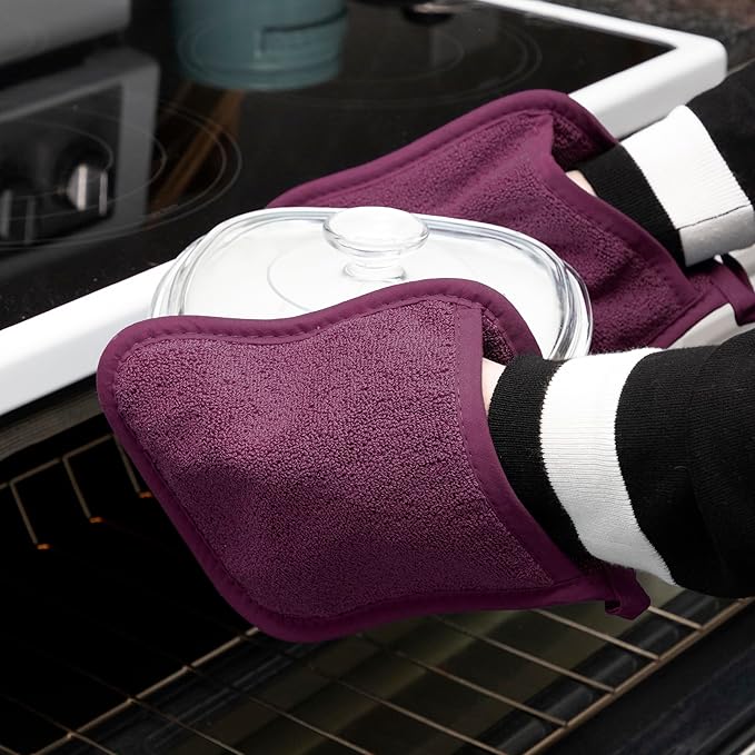 RITZ Terry Pocket Mitt & Hot Pad: Unparalleled Heat Resistant, Durable 100% Cotton – Ergonomically Designed for Optimal Grip – Easy-Care Machine Washable – 2-Pack, Beet