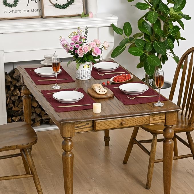 Artoid Mode Red Farmhouse Woven Rustic Hollow Placemats Set of 4,12x18 Inch Seasonal Holiday Table Mats Party Kitchen Dining Decoration